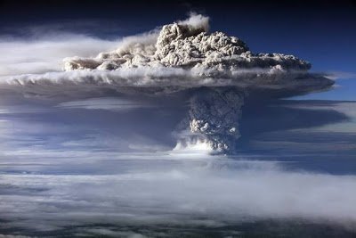 Poze si filmari cu vulcanul Puyehue din Chile! Imagini reale…