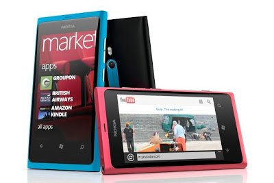 NOKIA Lumia 800: Poze, Detalii, Specificatii!
