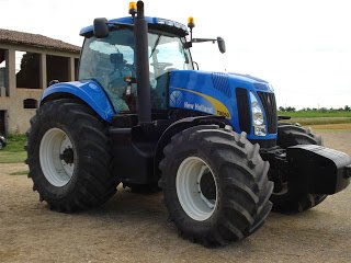 Pune cauciucuri agricole pe tractor si ai stofa de agricultor