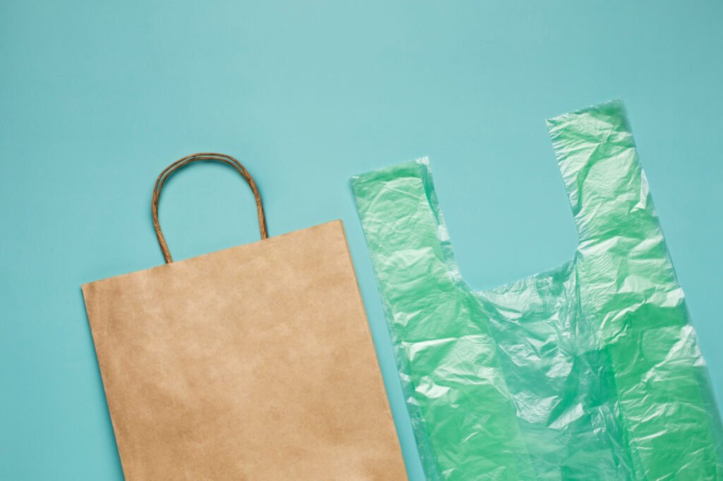 Ambalaje biodegradabile vs. cele din plastic