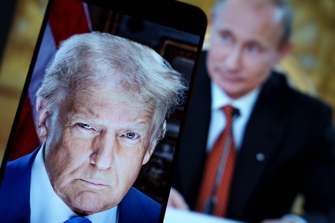 Donald,Trump,And,Vladimir,Putin,Official,Portraits,Displayed,On,Screens.